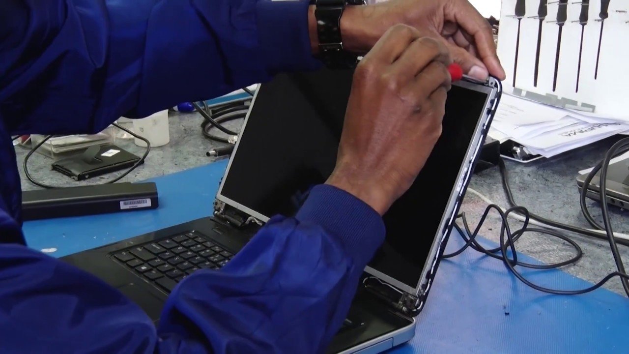Laptop Screen Replacement: Complete Guide to Repair, Cost, and Professional Services